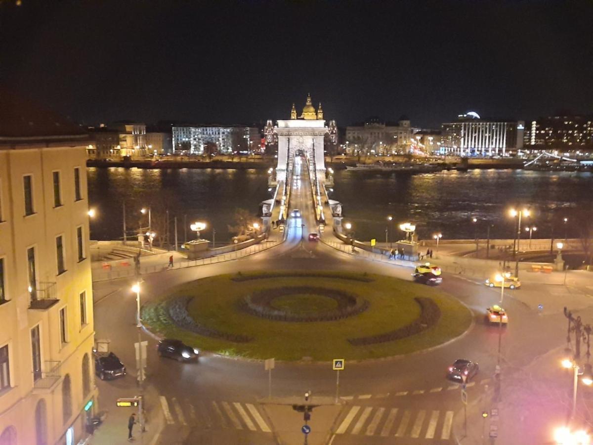 Premium Buda Castle Apartment Budapest Bagian luar foto