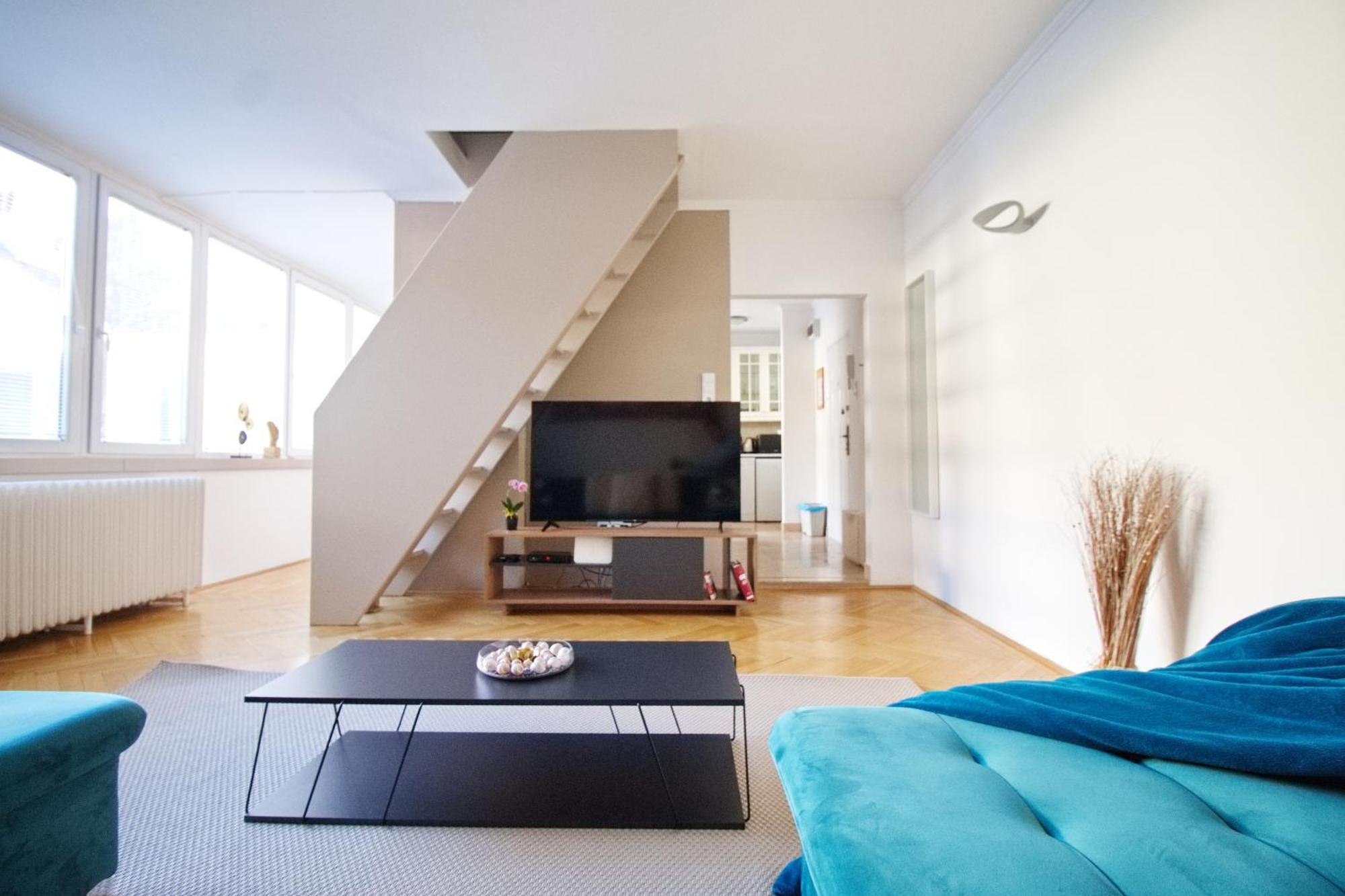 Premium Buda Castle Apartment Budapest Bagian luar foto